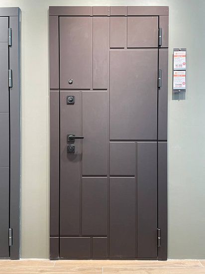 Входная дверь  