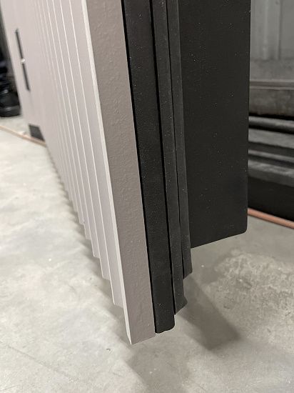 Входная дверь  